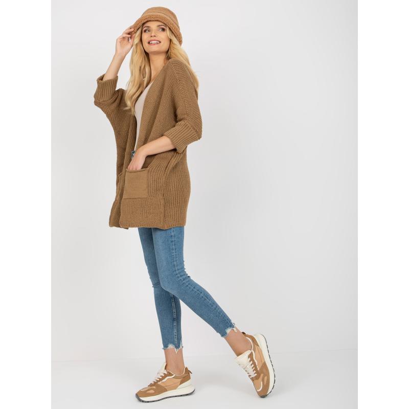 Női pulóver zsebekkel RUE PARIS barna