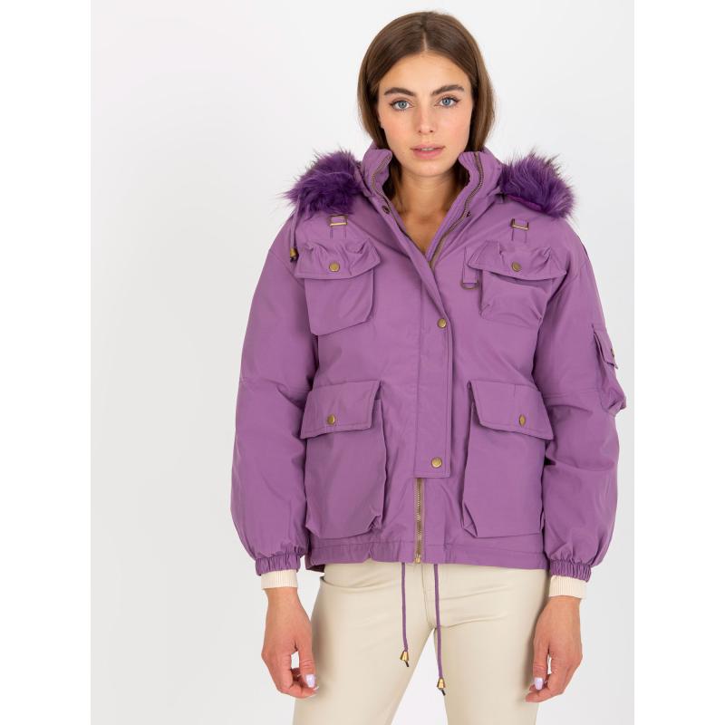 Női kabát szőrmével a kapucni ALIVIA lila