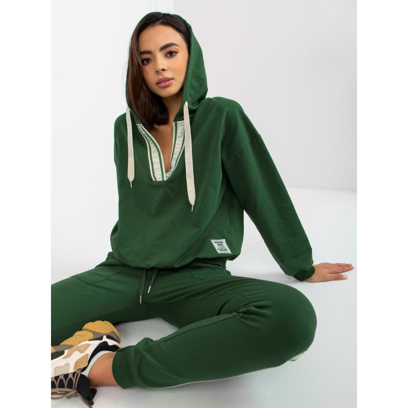 Dámská souprava s výstřihem VIRGINIA tmavě zelená 