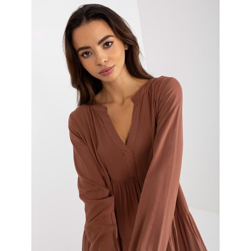 Női V-nyakú midi fodros ruha SUBLEVEL barna