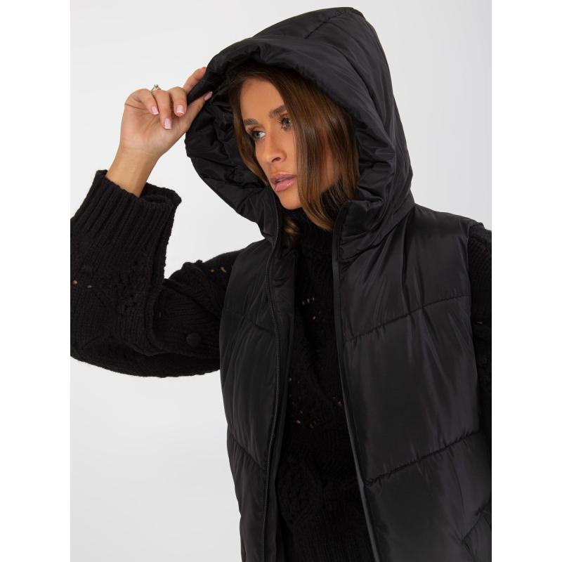 Dámska vesta s kapucňou a prešívaním ALISHIA čierna