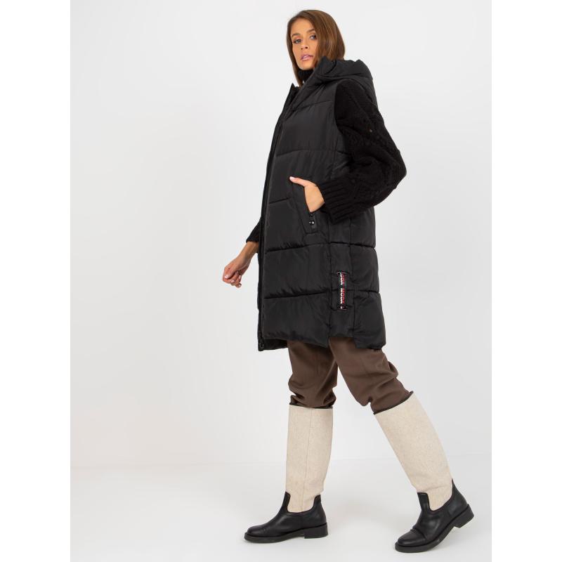 Dámska vesta s kapucňou a prešívaním ALISHIA čierna