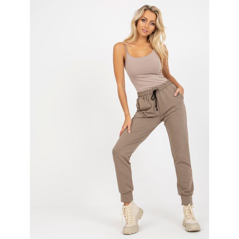 Dámske tepláky s vreckami WINA tmavo béžové