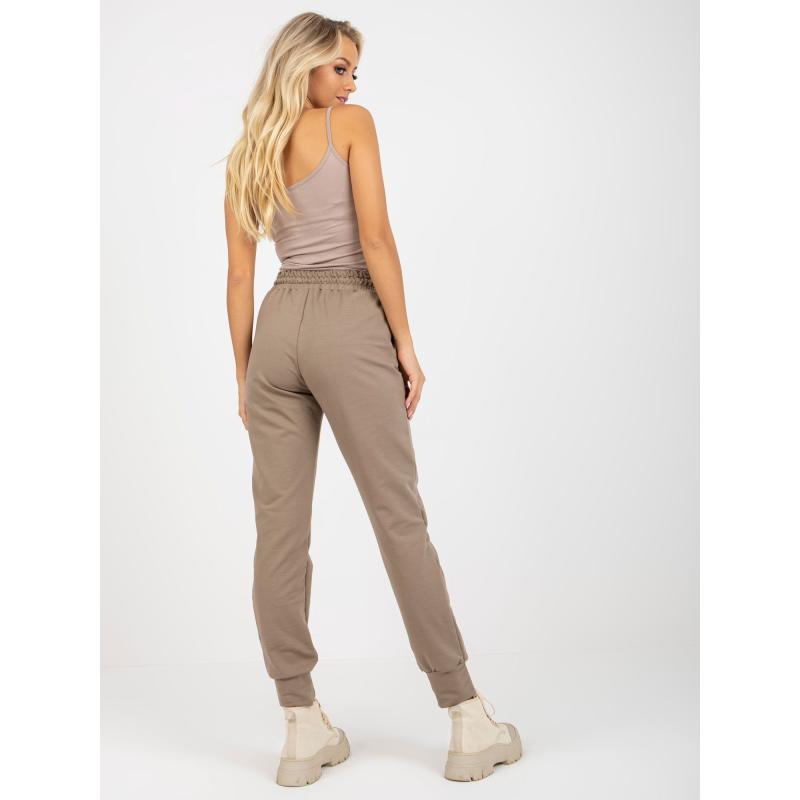 Dámske tepláky s vreckami WINA tmavo béžové