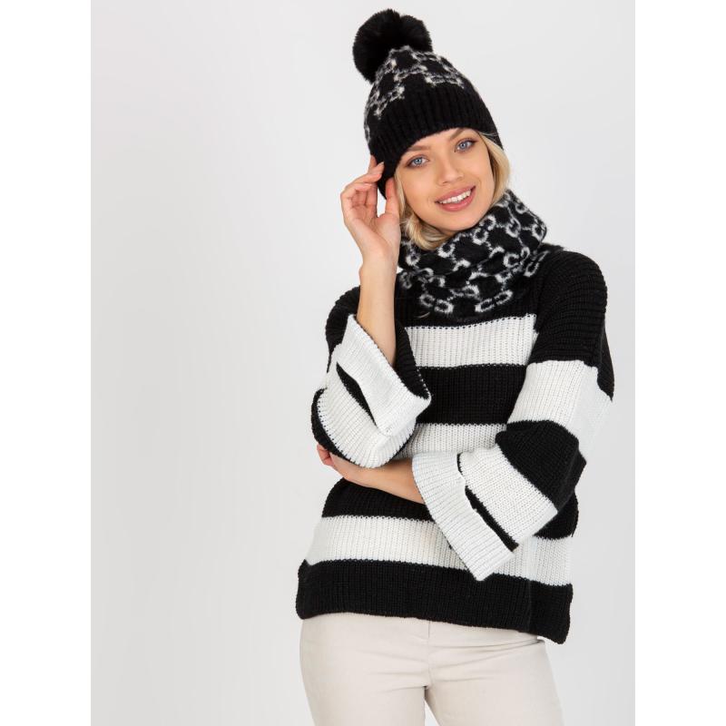 Dámska zimná čiapka so vzorom SKYLER čiernobiela