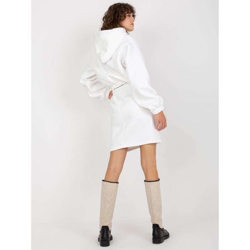 Női alapszett rövid pulóverrel EMILIE ekrü alapszettel