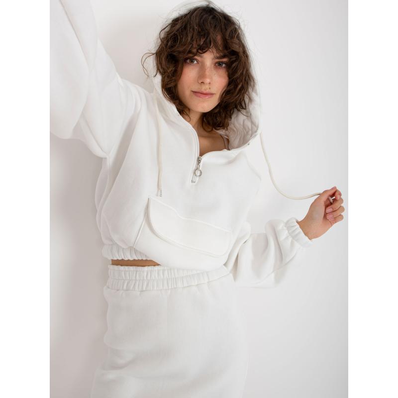 Női alapszett rövid pulóverrel EMILIE ekrü alapszettel