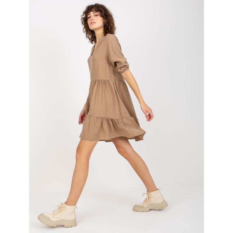 Dámské šaty s volánkem a výstřihem do V HARLY tmavě béžové