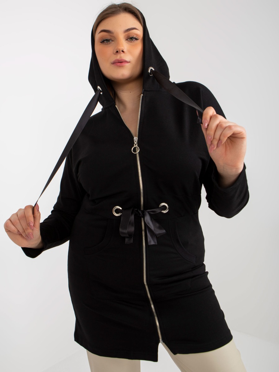 Női plus size blúz mandzsettával GWENETH fekete