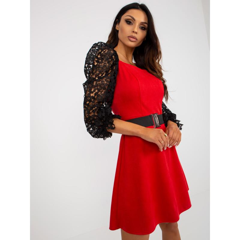 Dámské šaty s ozdobnými rukávy MARBELLA červené