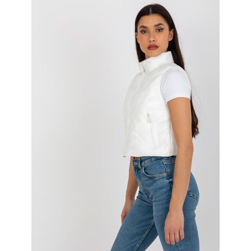 Dámska vesta s vreckami krátka prešívaná CARIS ecru