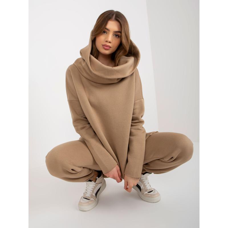 Női alap melegítőnadrág aszimmetrikus blúzzal PASCALE sötétbézs sötétbézs