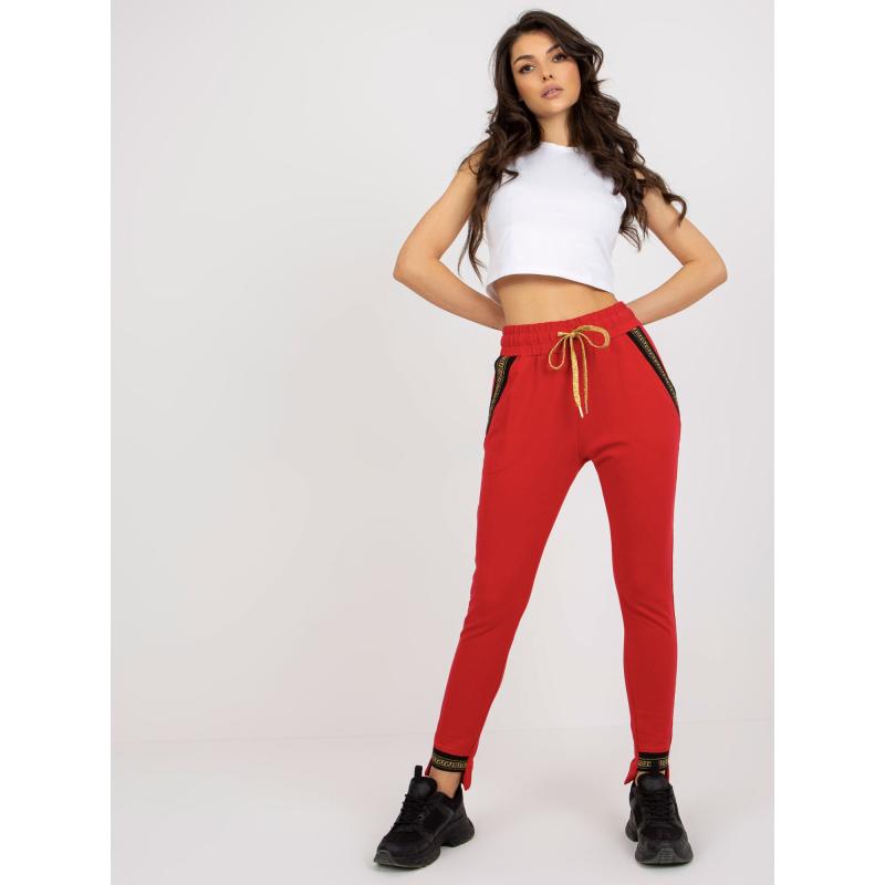 Női melegítőnadrág zsebekkel DODA piros