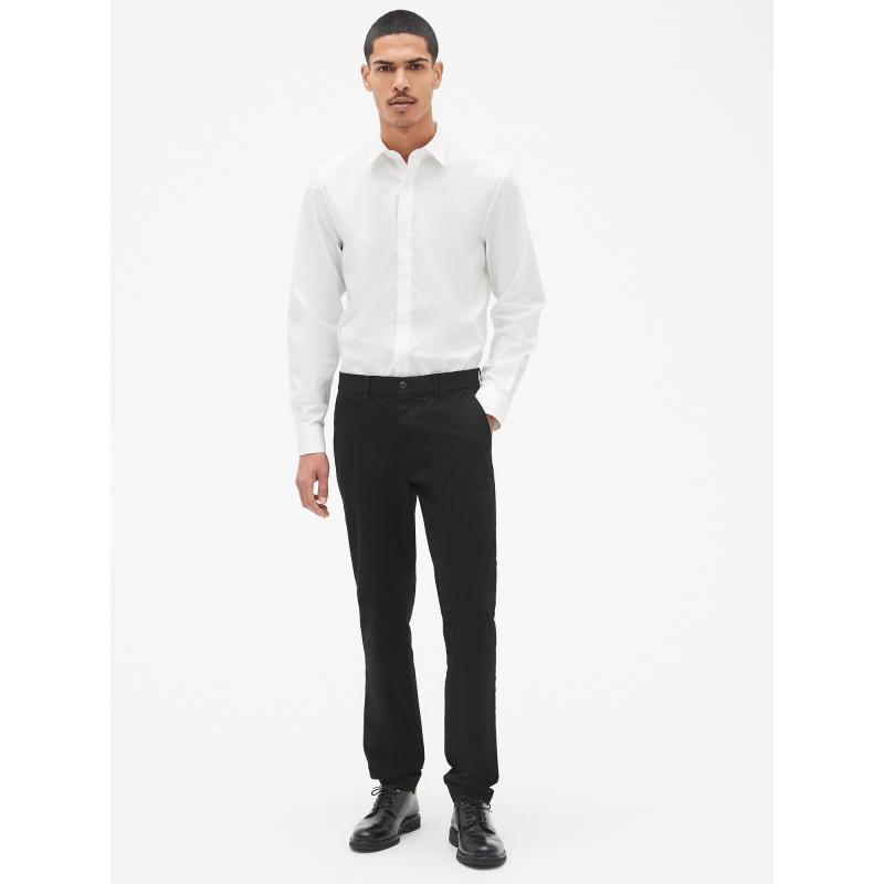 Nohavice moderné khaki v slim fit strihu GapFlex