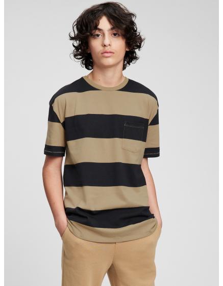 Pruhované tričko pre tínedžerov