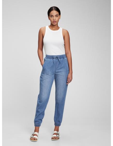 Džínsy so stredným vzrastom