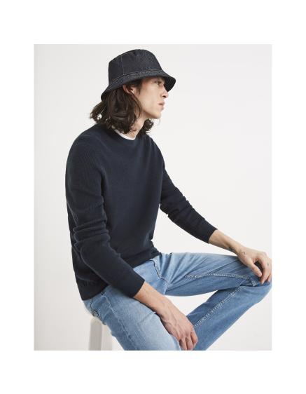 Tepic sveter s okrúhlym výstrihom