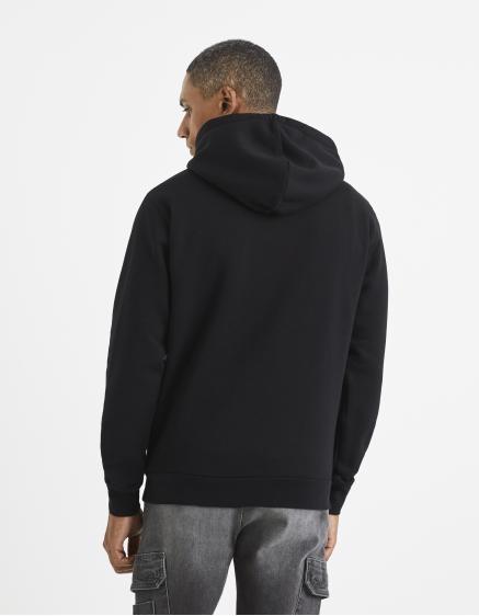 Vesix kapucnis pulóver