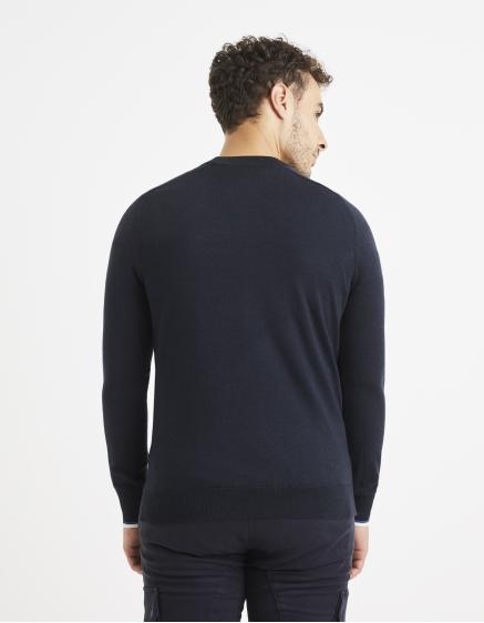 Vlnený sveter Veritas s pruhmi