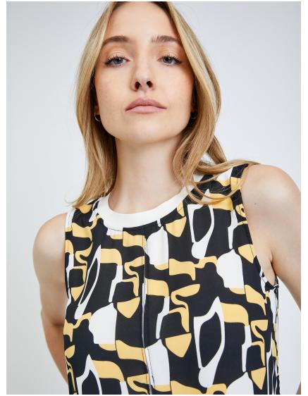 Bílo-černá vzorovaná halenka