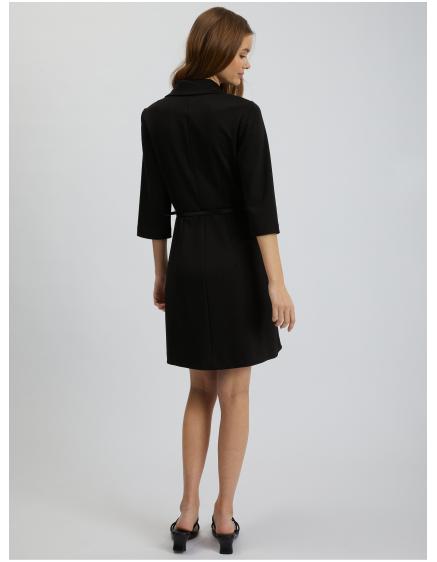 Černé dámské šaty