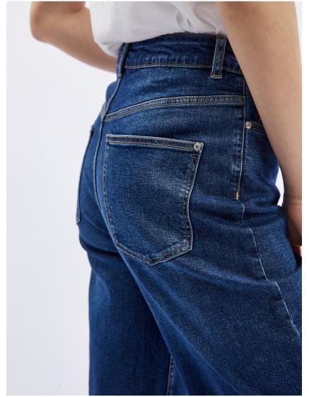 Tmavě modré dámské zkrácené flared fit džíny