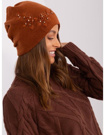 Dámská čepice s nášivkou DAMA světle hnědá