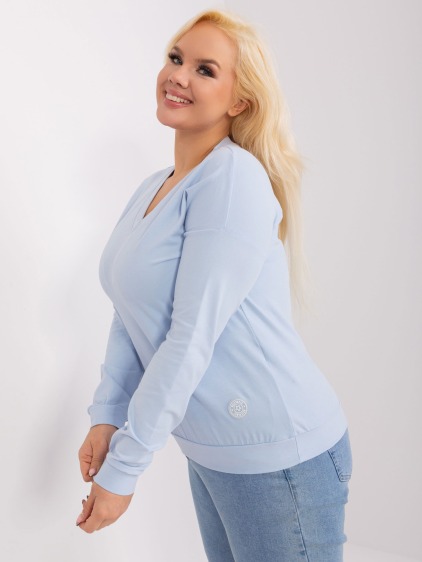 Dámska blúzka s výstrihom do V plus size svetlomodrá