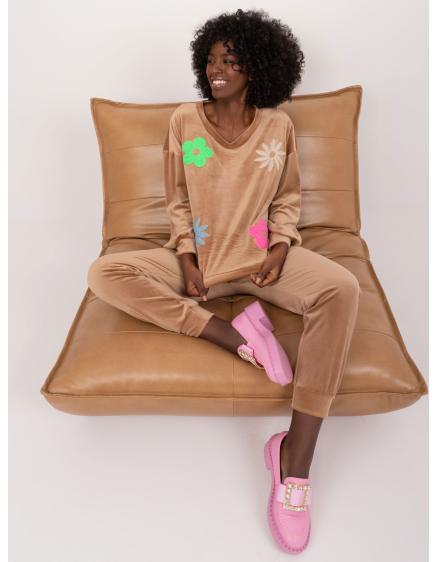 Női szett virágos applikációval DITA sötét bézs