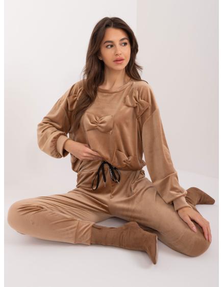 Női OVA nadrágszett sötétbézs színben