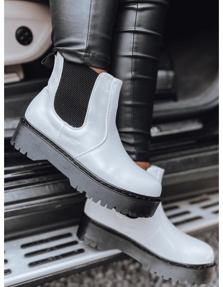 Női magas talpú STEPBACK csizma fehér