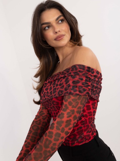 Červeno-černá halenka s leopardím vzorem a pruhy