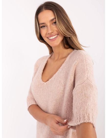 Světle růžový svetr oversize z vlněné směsi