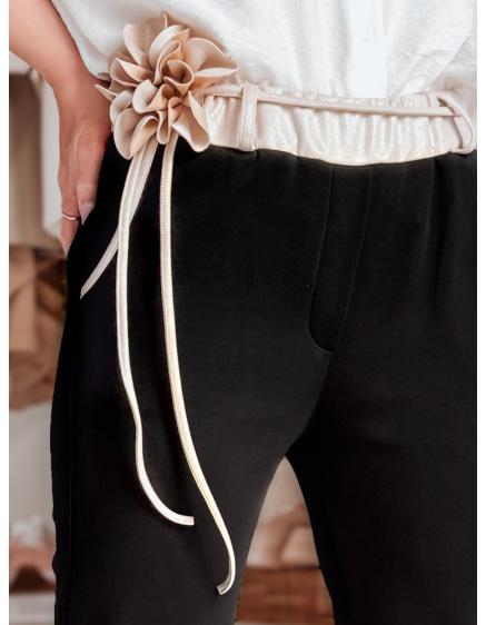 Női casual nadrág vajszínű virágokkal LEGISSA fekete