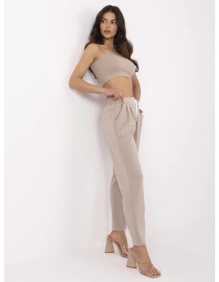 Bézs nadrág egyenes szárral