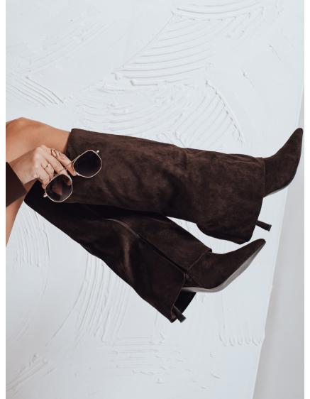 Női szarvasbőr cipő széles felsőrésszel, barna