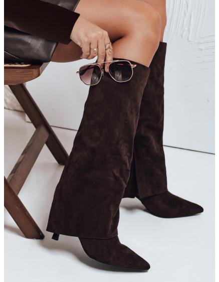 Női szarvasbőr cipő széles felsőrésszel, barna