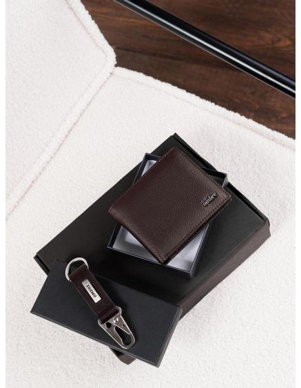 Dárková sada hnědých kožených doplňků pro muže – peněženka a klíčenka – Z106