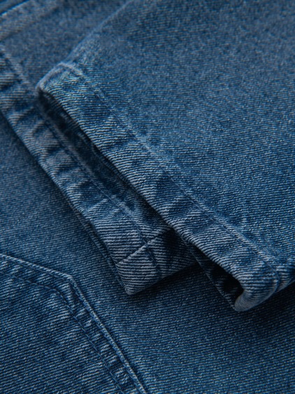 Pánské carrot fit džínové jogger kalhoty s potrhanými detaily, modré – fotografie produktu 10