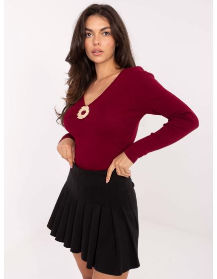 Elegáns bordó pulóver díszítőelemekkel
