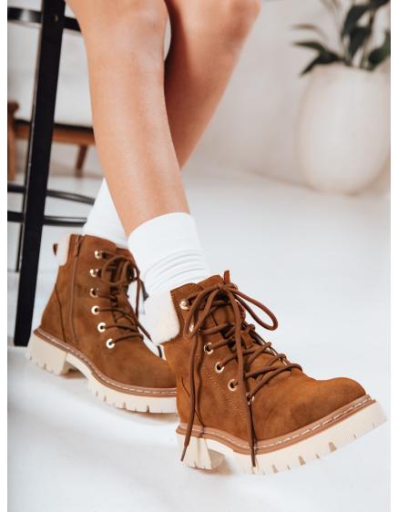 Női szarvasbőr teve csizma