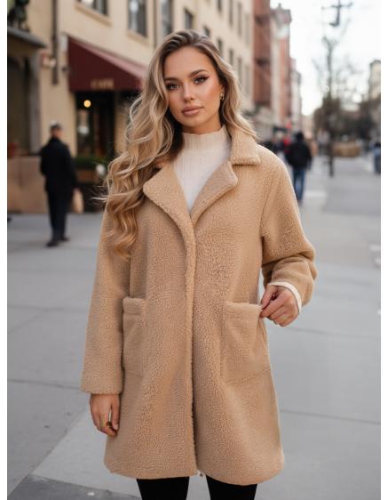 Dámský zimní kabát s plyšovou kožešinou béžový z