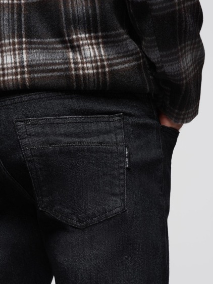 Férfi regular fit farmernadrág koptatott hatással és klasszikus zsebekkel, fekete – fotografie produktu 6