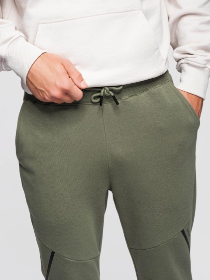 Férfi regular fit jogger melegítőnadrág rugalmas passzéval, olívazöld – fotografie produktu 2