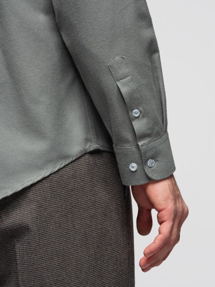 Pánska regular fit košeľa s dlhým rukávom a náprsným vreckom, khaki – fotografie produktu 5