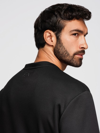 Férfi lezser regular fit pulóver kerek nyakkivágással és fényes mellrészlettel, fekete – fotografie produktu 5