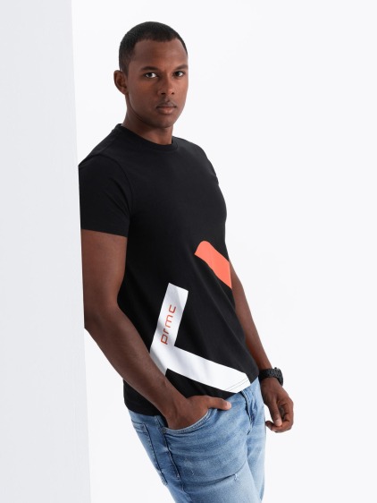 Pánské regular fit tričko s krátkým rukávem a potiskem, černé – fotografie produktu 4