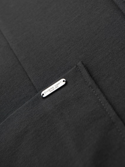 Pánské slim fit pletené sako se třemi předními kapsami a jemnou strukturou, tmavě šedé – fotografie produktu 10