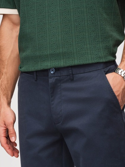 Pánské celoroční regular fit chino kalhoty se zapínáním na zip a knoflík, námořnická modrá – fotografie produktu 4