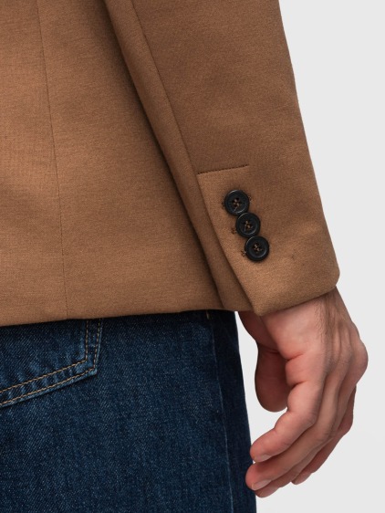 Pánské pletené slim fit sako s klasickými klopami a náprsní kapsou, hnědé – fotografie produktu 6